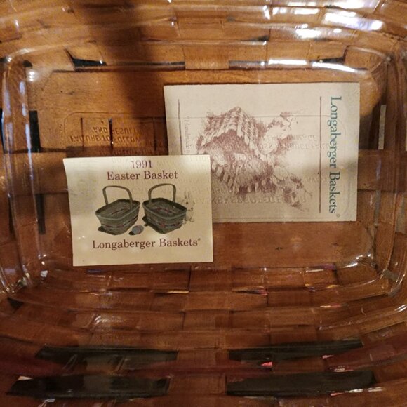1991 Longaberger Easter Basket with Protector & Product Card – Handwoven - Picture 3 of 3